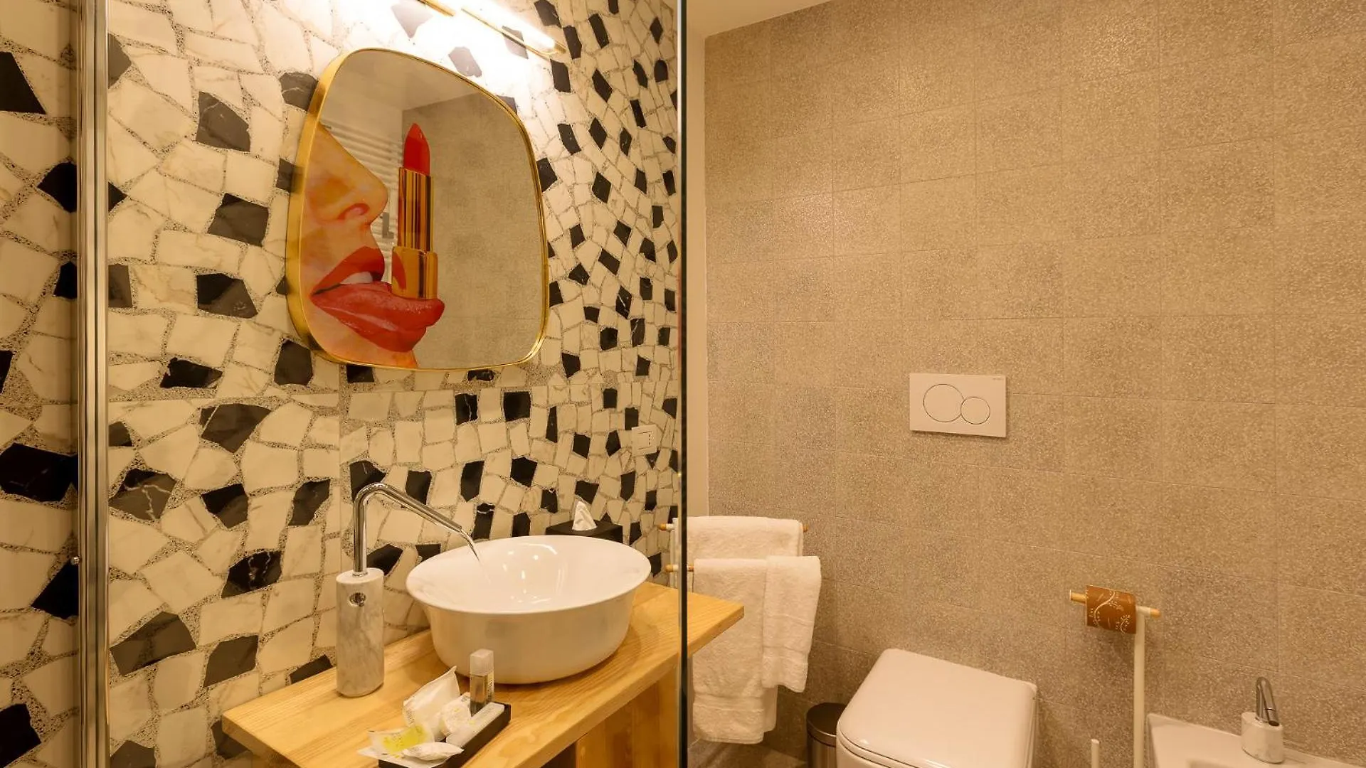 Casaunoe Boutique Hotel Olbia 0*,  Italien